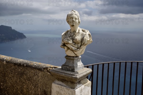 Marble bust at Terrazza dell'Infinito of Villa Cimbrone, Ravello, Amalfi Coast, Costiera Amalfitana, Province of Salerno, Campania, Italy, Europe
