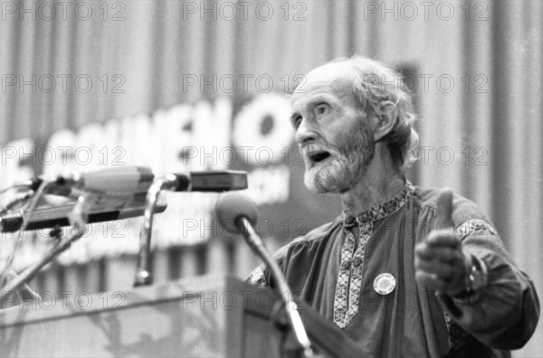 Federal Party Congress The Greens in the Westfalenhalle on 21.06.1980 in Dortmund. Baldur Springmann, Germany, Europe