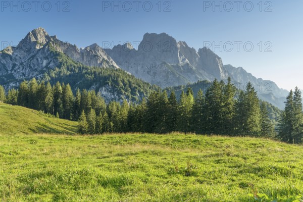 Horse-rider Steinberge, Northern Limestone Alps, Weißbach National Park, Alpine pasture, blue sky, Mühlsturzhorn, Lofer, Pinzgau, Salzburg