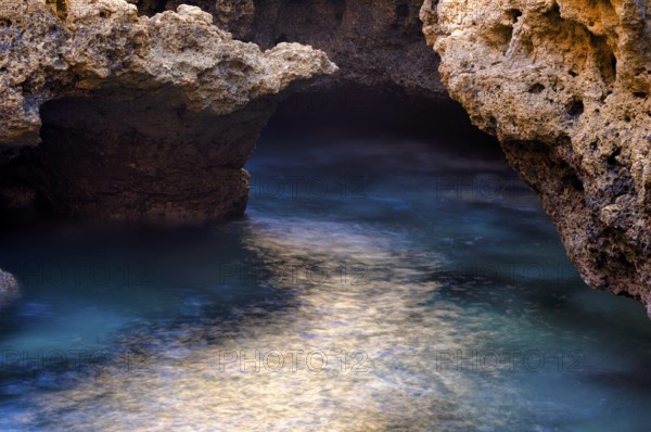 Algar Seco rock formation, coloured rocks and underground caves, caves, shell limestone, Carvoeiro, Algarve, Portugal, Europe
