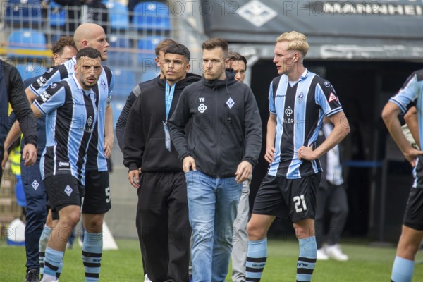 Football 3rd division, 2024/25 season, matchday 33: Waldhof Mannheim vs. 1860 Munich***Dejection at SV Waldhof around coach Dominik Glawogger after the 0:3 against 1860 Munich