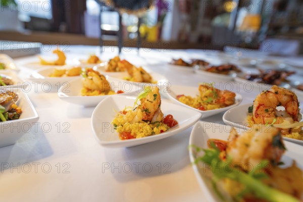 Elegant presentation of prawns on small plates with decorative garnishes, Europäischer Hof, Königsbach, Germany, Europe
