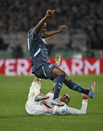 Duel, action Ridle Baku RasenBallsport RB Leipzig RBL (17) against Enzo Millot VfB Stuttgart (08) semi-final, DFB Cup, MHPArena, MHP Arena Stuttgart, Baden-Württemberg, Germany, Europe