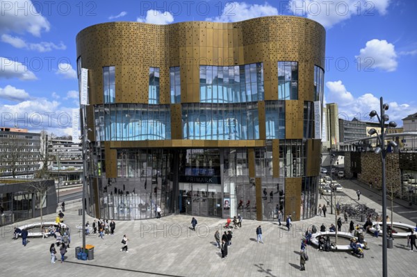 Primark building by Chapman-Taylor architects, Döppersberg district, Wuppertal, Bergisches Land, North Rhine-Westphalia, Germany, Europe