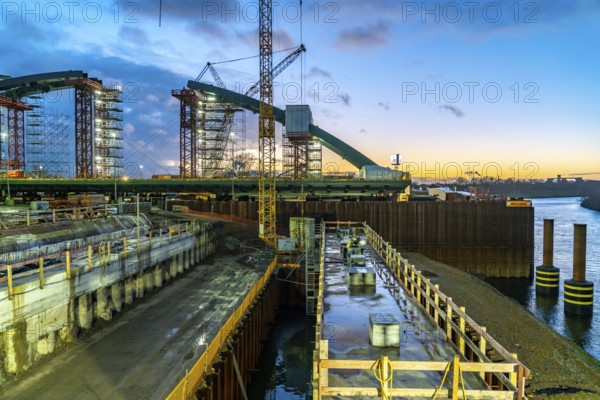 New construction of the Karl Lehr Bridge in the port of Duisburg-Ruhrort, over the Ruhr and the port canal, important connection of the port to the A40 motorway, after completion of the new arch bridge it will be moved to the new bridge piers, Duisburg, North Rhine-Westphalia, Germany, Europe