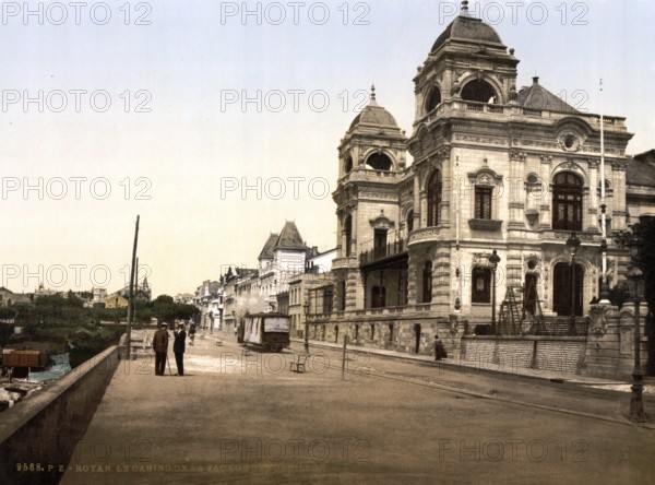 The Casino and the front of Foncillon, Royan, Nouvelle-Aquitaine, France, ca 1890, Historical, digitally restored reproduction from a 19th century original, Record date not stated, Europe