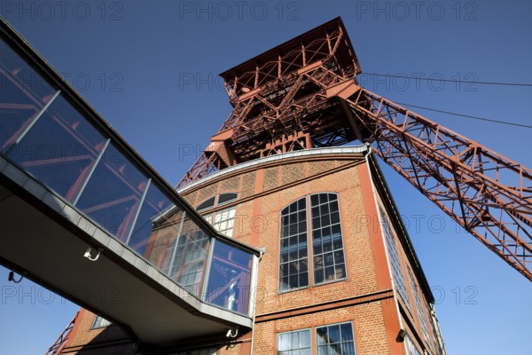 Headframe of the former Rheinpreussen 4 mine, Moers, Ruhr area, North Rhine-Westphalia, Germany, Europe