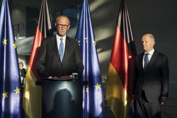 Handover of office from Olaf Scholz (SPD), former Federal Chancellor, to Friedrich Merz (CDU), Federal Chancellor of the Federal Republic of Germany, in the Federal Chancellery, Berlin, 6 May 2025