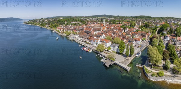 Aerial view, panorama of Überlingen on Lake Constance with the historic old town and the lakeside promenade, promenade, Lake Constance district, Baden-Württemberg, Germany, Europe