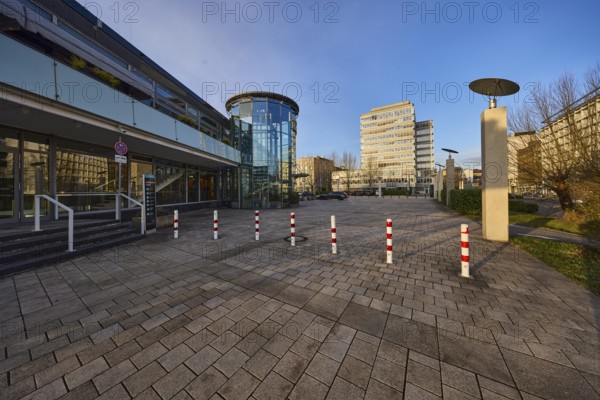 Congresshalle Saarbrücken, stairs, modern architecture, commercial building, bollards, evening light, blue sky, cloudless, Hafenstraße, Saarbrücken, state capital, regional association Saarbrücken, Saarland, Germany, Europe