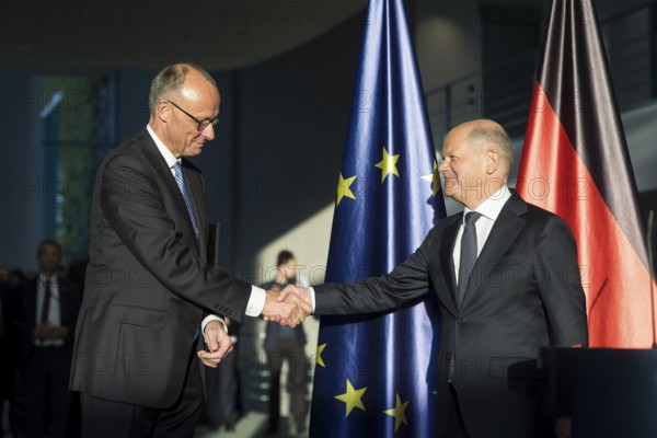 Handover of office from Olaf Scholz (SPD), former Federal Chancellor, to Friedrich Merz (CDU), Federal Chancellor of the Federal Republic of Germany, in the Federal Chancellery, Berlin, 6 May 2025
