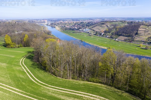 Aerial view of the Elbe valley south of Meissen, in the foreground the Totenhäuschen, on the other side of the Elbe the Spaargebirge with vineyards, in the background Mießen with the Albrechtsburg, Saxon Elbland, Saxony, Germany, Europe