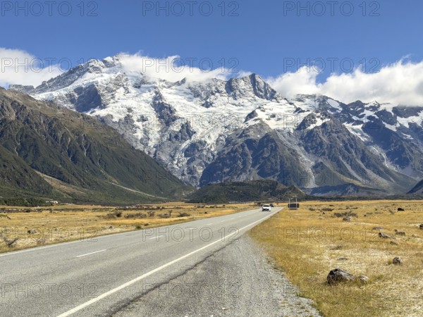 Access to the Hooker Valley Track hiking trail, Mount Cook National Park, South Island, New Zealand, Oceania