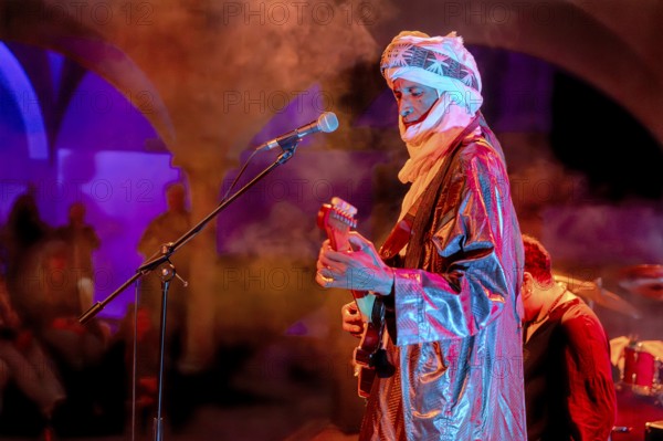 Ahmed Ag Kaedy, Singer, Guitarist, Mali, Dessert Blues, World Music, Live on 10 May 2025, Galilaeakirche, Berlin, Germany < english> Ahmed Ag Kaedy, Dessert Blues, Live on May 10, 2025, Galilaeakirche, Berlin, Germany, Europe