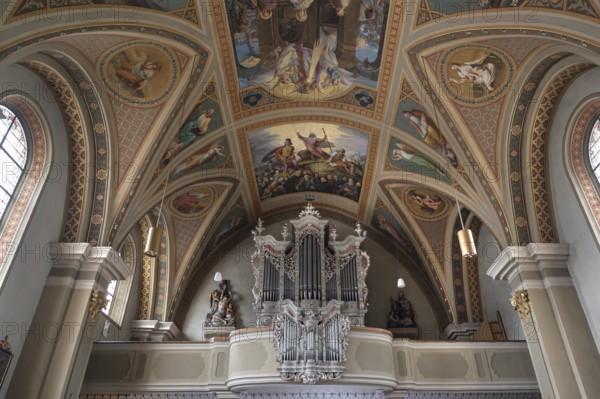Organ loft of the parish church Mariä Himmelfahrt, Thaur, district Innsbruck, Tyrol, Austria, Europe
