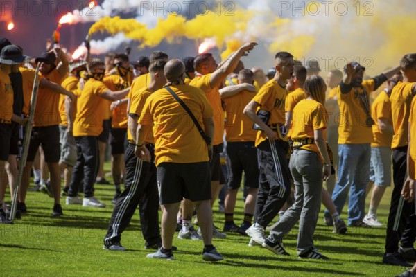 Football 3rd division, 2024/25 season, matchday 37: Waldhof Mannheim vs Dynamo Dresden***Pure enthusiasm of the Dresden fans after the final whistle and promotion to the 2nd division