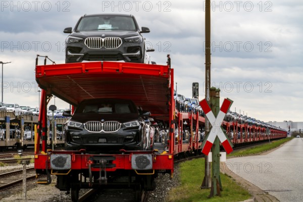 BMW new cars, on freight wagons, in the harbour of Cuxhaven, are shipped from here to Great Britain and Scandinavia, Cuxhaven, Lower Saxony, Germany, Europe