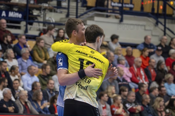 30.10.2024, 2nd HBL (German Handball League), Matchday 10: Eulen Ludwigshafen against VfL Lübeck-Schwartau. Picture: Ole Hagedorn (10) and Paul Dreyer (12), Lübeck