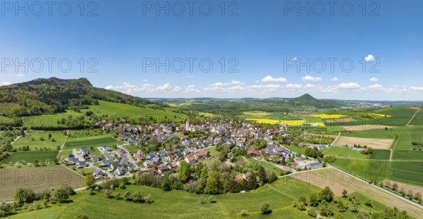 Aerial view, panorama, view of the municipality Weiterdingen in Hegau, left the Hegau volcano Hohenstoffeln, right the Hohenhewen, district Konstanz, Baden-Württemberg, Germany, Europe