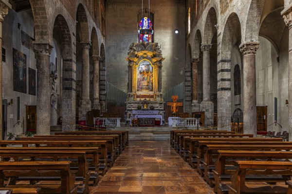 Altar and interior of the church of San Michele in Borgo, Pisa, Tuscany, Italy, Europe
