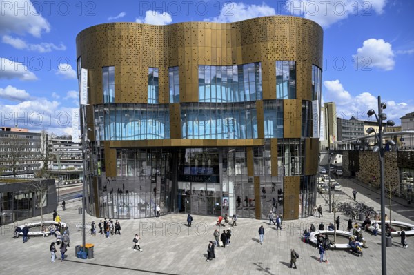 Primark building by Chapman-Taylor architects, Döppersberg district, Wuppertal, Bergisches Land, North Rhine-Westphalia, Germany, Europe