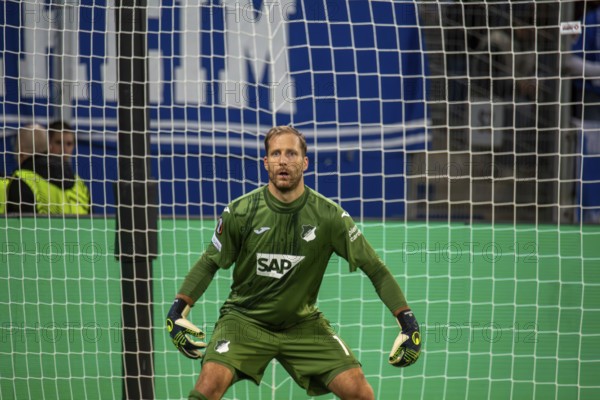 Football UEFA Europa League, 2024/25 season, matchday 2: TSG Hoffenheim v Dynamo Kiev. Picture: Oliver Baumann (1, Hoffenheim)