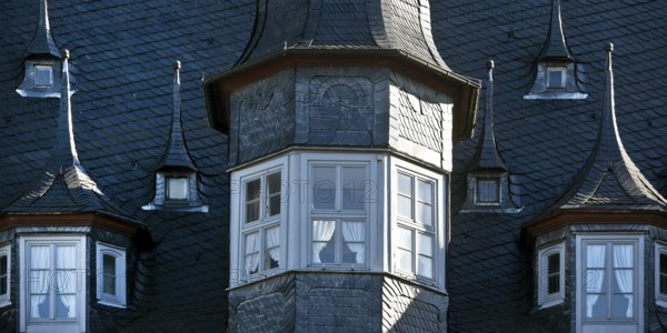 The historic Kaiserworth guildhall, late Gothic building on the market square, detail of gabled roof with ornamental bay window, Goslar, Lower Saxony, Germany, Europe