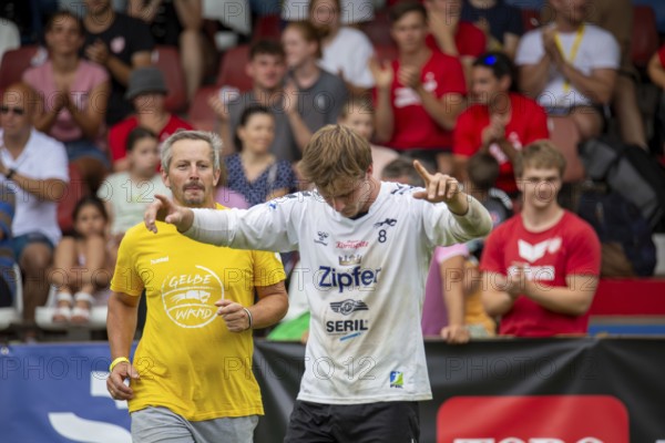 Fistball: TSV Pfungstadt against Union Tigers Vöcklabruck (IFA 2024 Fistball World Tour Finals Mannheim, Final) . Picture: Great joy among the Vöcklabruck players after winning the title