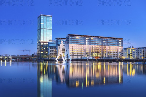 Spreeufer and Molecule Man in Berlin, Germany, Europe