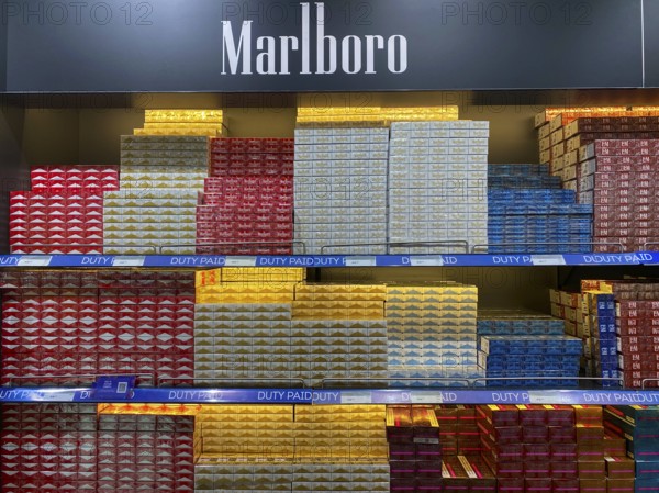 Marlboro cigarettes, shelf, Duty Free, Duty-Free Shop, Thessaloniki Makedonia Airport SKG, Thessaloniki, Macedonia, Greece, Europe
