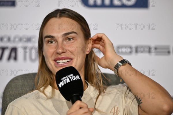 Aryna Sabalenka BLR, press conference, PK, interview, microphone, mic. Logo Portrait, smiles, Tennis Ladies Porsche Cup, Grand Prix, GP, Stuttgart 2025, Porsche Arena, Stuttgart, Baden-Württemberg, Germany, Europe
