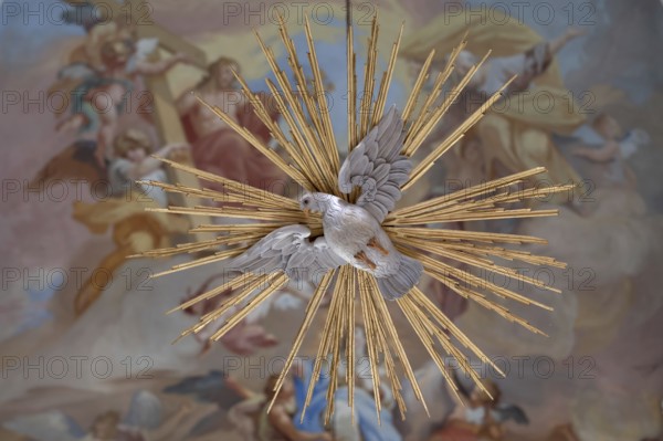Dove of peace in the parish church of Maria am Sand, 15th century, Vintlerweg, Milland, Province of Bolzano, South Tyrol