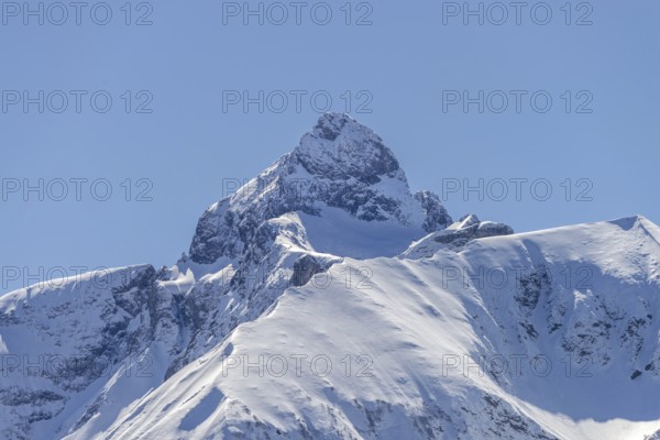 Mountain panorama to the Trettachspitze, 2595m, in winter, Allgäu Alps, Allgäu, Bavaria, Germany, Europe