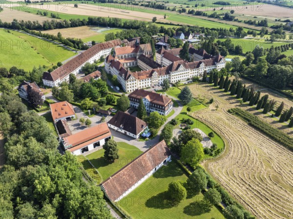 Salem Castle school and boarding school, former imperial abbey, museum, concert grounds, former monastery of the Cistercian order, aerial view, Lake Constance district, Linzgau, Baden-Württemberg, Germany, Europe
