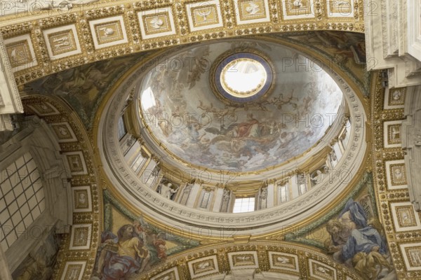 Interior view, dome of St Peter's Basilica, San Pietro in Vaticano, Basilica of St Peter in the Vatican, Rome, Italy, Europe