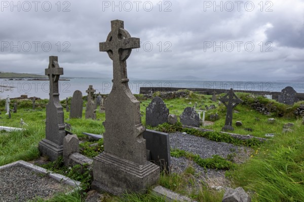Cemetery at Ballinskelligs Abbey, County Kerry, Ireland, Europe