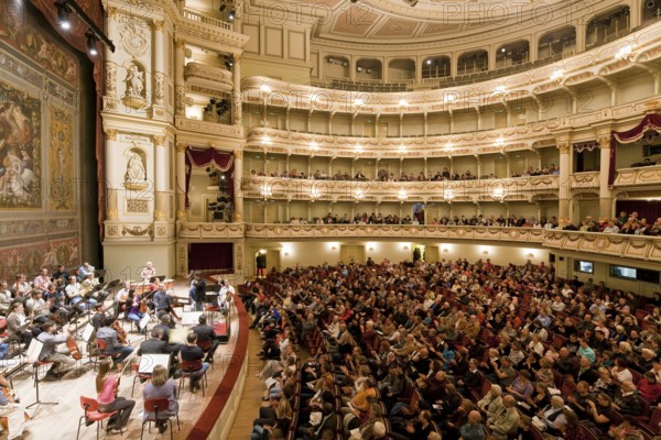 Semper Opera