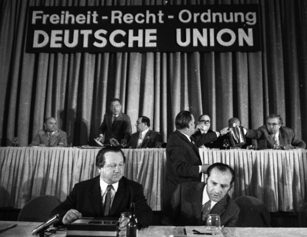 The attempt to found a new right-wing party, here the founding party conference of the German Union (DU) on 12.6.1971 in Düsseldorf, failed due to the resistance of the CDU/CSU parliamentary group, Germany, Europe