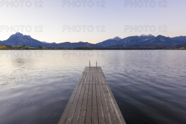 Steg am Hopfensee, Allgäu Alps, Hopfen am See, Ostallgäu, Bavaria, Germany, Europe