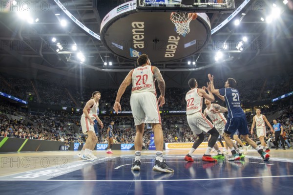 Easy Credit BBL, Basketball Bundesliga, 2024/25 season, matchday 13: MLP Academics Heidelberg against FC Bayern Munich Basketball in the SAP Arena Mannheim