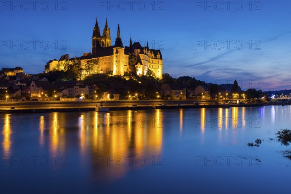 Bishop's castle, Albrechtsburg and cathedral with Elbe at blue hour, Meissen, Saxony, Germany, Europe