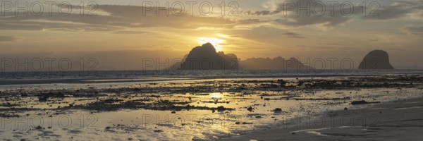Structures in the sand, sunrise at low tide on the beach of Koh Ngai Island, Andaman Sea, Satun Province, Southern Thailand, Thailand, Asia
