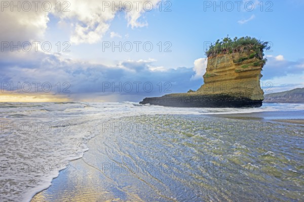 Rock formation shaped like a boot, Punakaiki, Paparoa National Park, South Island, New Zealand, Oceania