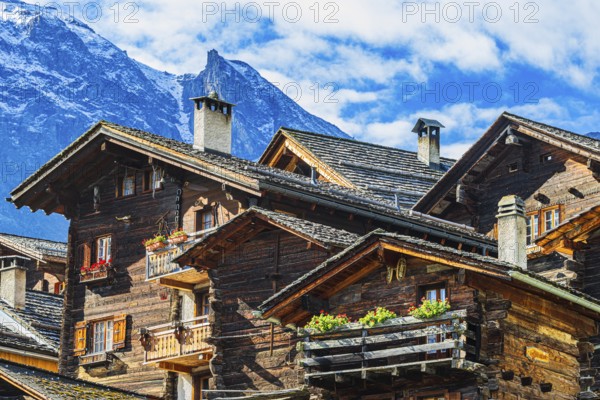 Old wooden houses in the historic village centre, Grimentz, Val d'Anniviers, Valais Alps, Canton Valais, Switzerland, Europe