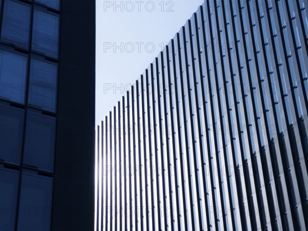 Modern architecture, mood lighting, Medienhafen, harbour, Düsseldorf, North Rhine-Westphalia, Germany, Europe