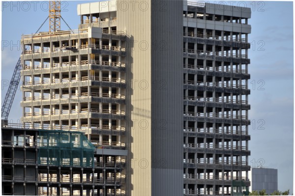 The Lufthansa high-rise (headquarters of the German airline until 2007) on the banks of the Rhine in Deutz becomes MaxCologne, renovation until 2012, Cologne, North Rhine-Westphalia, Germany, Europe