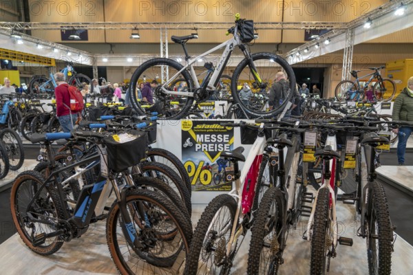 Fahrrad Essen, public fair in the halls of Messe Essen, dealers and manufacturers show everything to do with bicycles, e-bikes, accessories, North Rhine-Westphalia, Germany, Europe