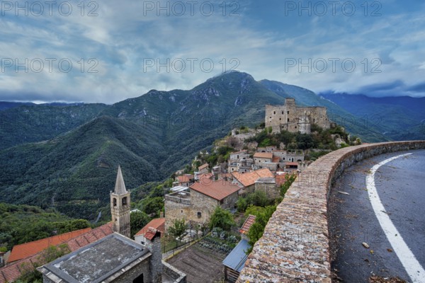 Castelvecchio di Rocca Barbena, Liguria, Italy, Europe