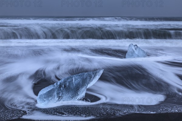 Ice floes, beach, sea, waves, clouds, Diamond Beach, Breidamerkursandur, Jökulsarlon, Iceland, Europe