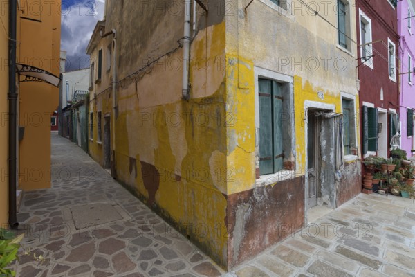 Dilapidated, uninhabited house, Burano, Venice, Venice, Italy, Europe